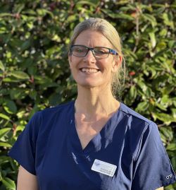 Dr Emma Littler : Consulting Vet